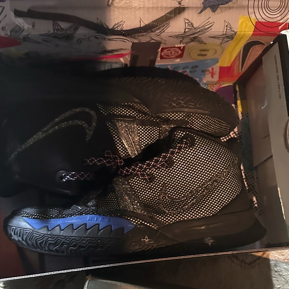 Size 4 boys sneakers.